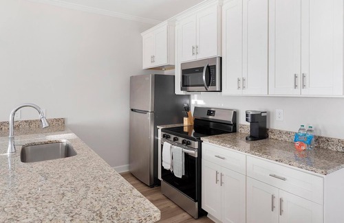 Huntsville Apartment | Landing at The Cottages at Oak Grove Dairy - 2 .