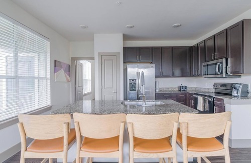 Spring Apartment | Landing at The Grayson - 2 Bedrooms in Cypressdale
