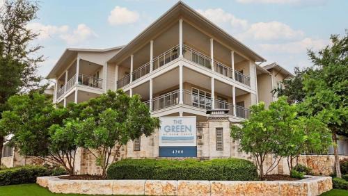 Buda Apartment | Landing at The Green at Plum Creek - 1 Bedroom in Kyle