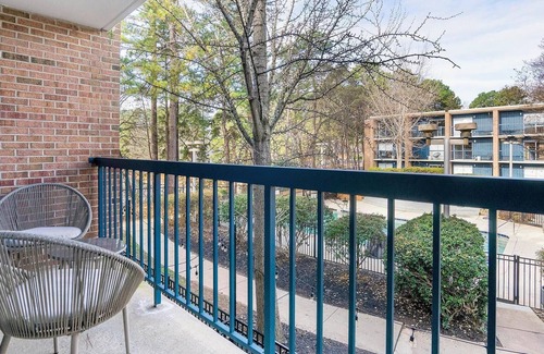 Northeast Raleigh Apartment | Landing at The Harrison - Studio in Northeast R.