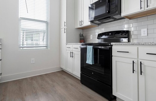 Charlotte Apartment | Landing at The Henry - Studio in Northwest Char.