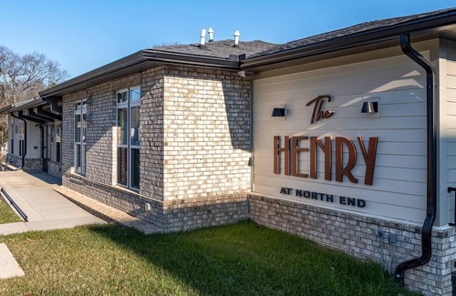 Charlotte Apartment | Landing at The Henry - Studio in Northwest Char.