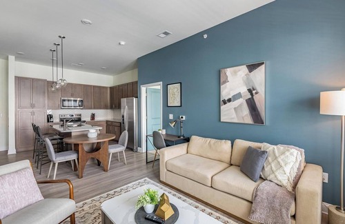 Wilmington Apartment | Landing at The Parker Leland - 2 Bedrooms in Do.