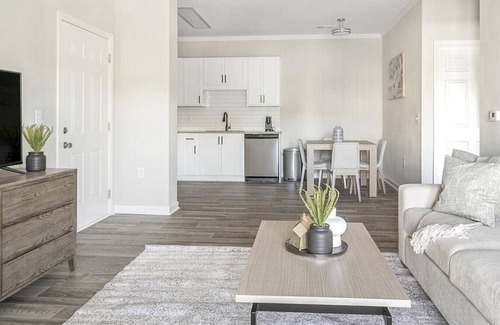 Wake Forest Apartment | Landing at The Pointe at Heritage - 1 Bedroom in Downtown Wake Forest