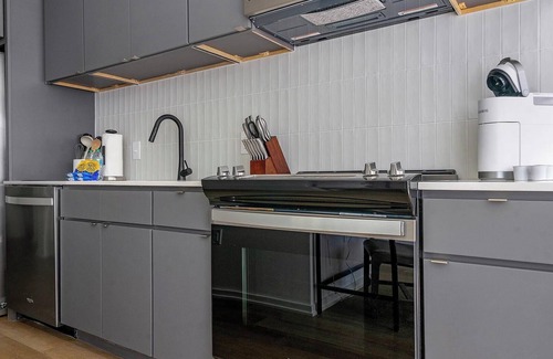 Durham Apartment | Landing at The Rigsbee Phase l - 1 Bedroom in O...