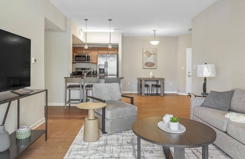 Midlothian Apartment | Landing at Winterfield at Midlothian Apartments - 1 Bedroom in Downtown Midlothian