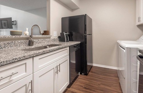 Cordova Apartment | Landing | Beautiful 2BD, Game Room, Clubhouse