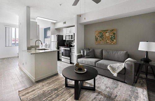 Tempe Apartment | Landing | Beautiful Studio, Gym, Rooftop Lounge