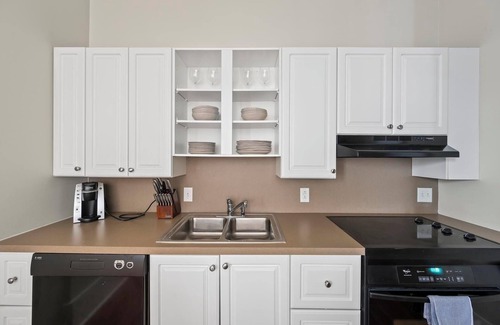 Downtown Nashville Apartment | Landing | Incredible 1BD, Gym