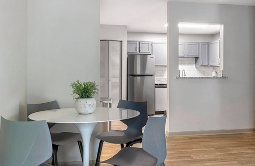 Huntsville Apartment | Landing | Modern 1BD, Gym, Clubhouse