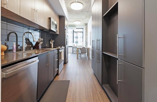 Baileys Crossroads Apartment | Landing | Modern 1BD, Gym, Game Room