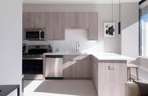 Civil Rights Historic District Apartment | Landing | Modern 1BD in Fountain Heights