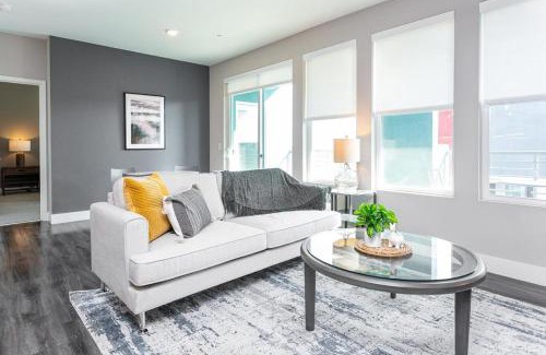 Rhodes Ranch Apartment | Landing Modern Apartment with Amazing Amenities (ID4135)