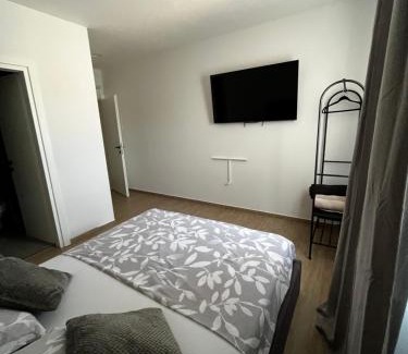 Cilipi Apartment | Landing Rooms