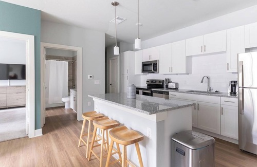 Conroe Apartment | Landing | Spectacular 2BD, Gym, Game Room