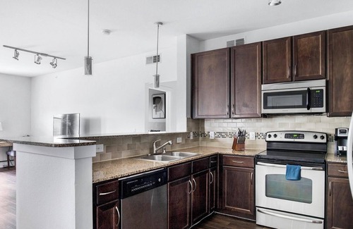 Park Central Apartment | Landing | Stunning 2BD, Clubhouse, Gym