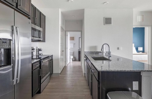 Austin Apartment | Landing | Stylish 1BD, Pool, Gym