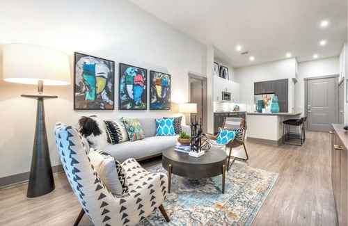 McKinney Apartment | Landing | Stylish 2BD, Gym, Clubhouse