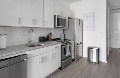 Five Points South Apartment | Landing | Stylish Studio, Pool, Rooftop Lounge