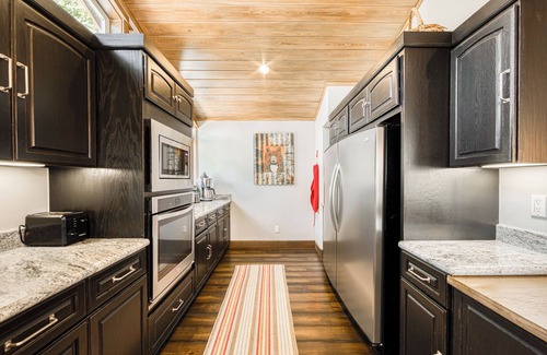 Meeks Bay House | Lands End at Meeks Bay by Tahoe Getaways - Pet Friendly Monthly Lease