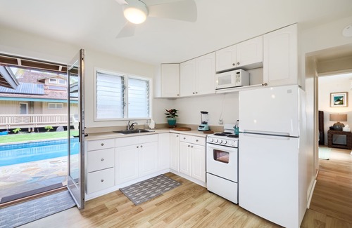 Lanikai House | Lanikai Beach w/heated pool, spa: Sep/Oct CANCELLATION SPECIAL