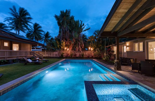 Lanikai House | Lanikai Beach w/heated pool, spa: Sep/Oct CANCELLATION SPECIAL