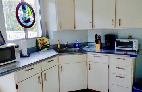 Lanikai Apartment | LANIKAI SUITE - Spacious 1-BR 1-BA; located 3 houses from famous LANIKAI Beach