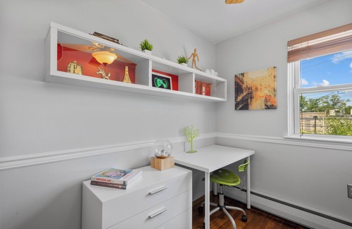 Lansdale House | Lansdale: Work, Rest, Explore