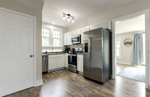 Lansing House | Lansing Game House 3 bed/2 bath