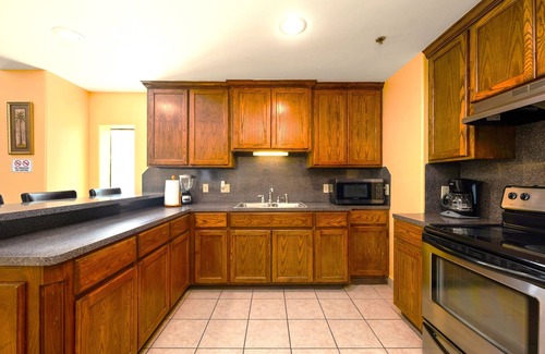 South Padre Island Condo | Lantana Retreat - Cozy 2BR w/Pool, No Stairs