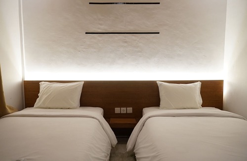 Kuta Bed & Breakfast | Lantis ViBES Inn