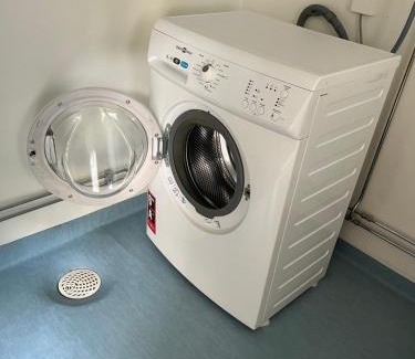 Kungalv O Apartment | Lantlig fristående lägenhet