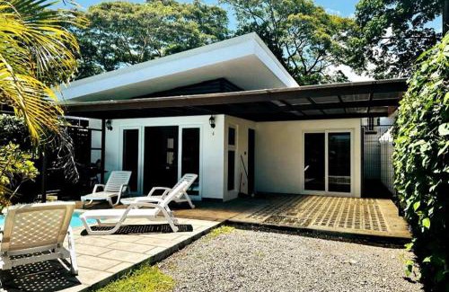 Jaco House | Lapa House 4 (Cozy pool-3 bedrooms(LL#4)