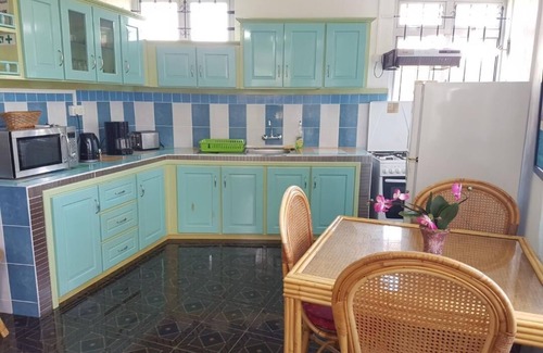 Pereybere Apartment | Lapiroguevilla Apartment F3 near the beach of Pereybere.