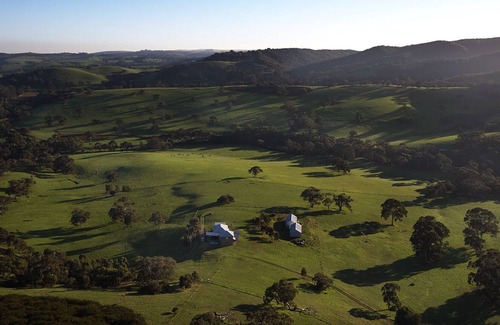 Myponga House | Lapito House - a pet friendly restored stone farmhouse