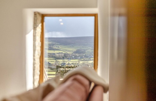 Sutton-in-Craven House | Lapwing Cottage - Two Bedroom House, Sleeps 4
