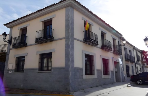 Villacastin House | 'Lar de María' with Private Garden and Wi-Fi