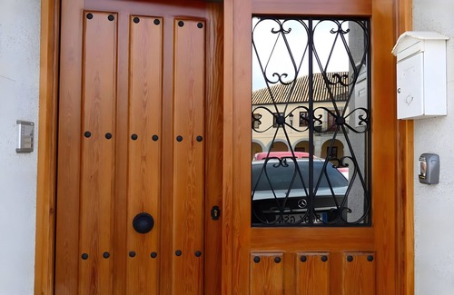 Villacastin House | 'Lar de María' with Private Garden and Wi-Fi