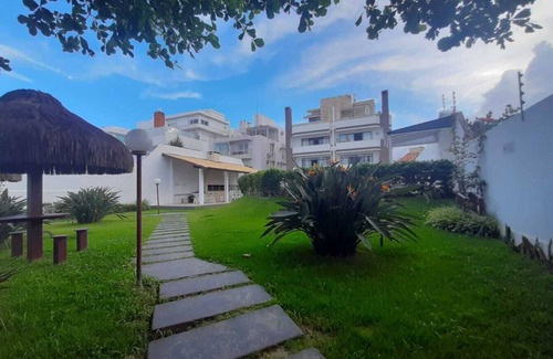 Ingleses Centro Apartment | Large 2-story apartment, duplex penthouse, right on the sand of Ingleses beach!