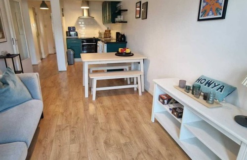 Portobello Apartment | Large 2bd at trendy Portobello, Dublin city centre