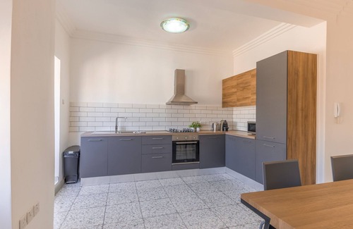 Valletta Apartment | Large 2BR Apartment - Sea View n