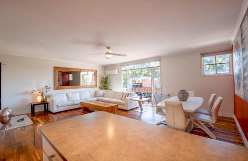 Southbank Apartment | Large 3 Bedroom Apartment with Balcony and Garden