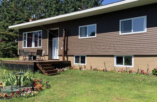 Scotia House | Large 3 bedroom house, access to private beach with dock