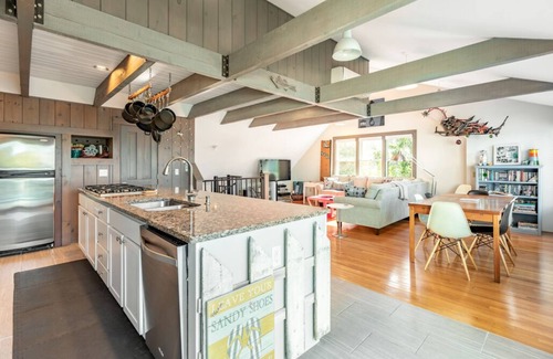 Provincetown House | Large 3 BR/2.5 Bath, Two Blocks from Town, Two Parking Spots, Monument View