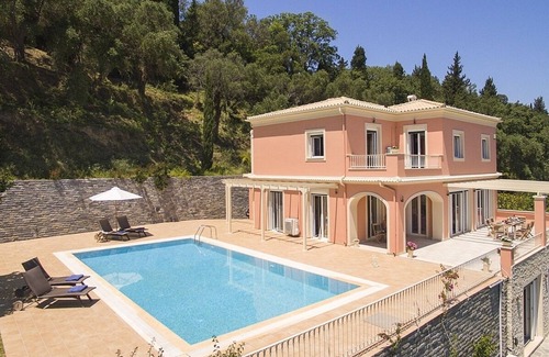 Dafnata Villa | Large 5 Bedroom Villa with Panoramic Sea Views, A/C, Private Pool, Fitness Room and Sauna!