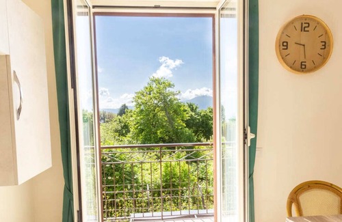 Ospedaletto D'Alpinolo Apartment | Large and spacious apartment with a view of Nature (Picchio 3)