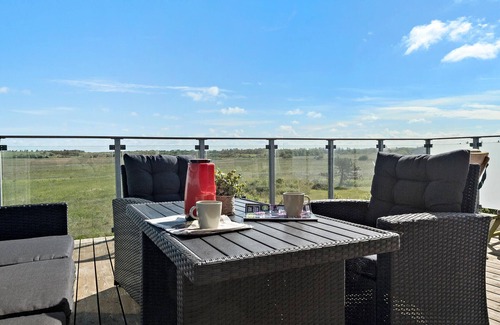 Krik House | Large and inviting vacation home in a direct location on Krik Bay.