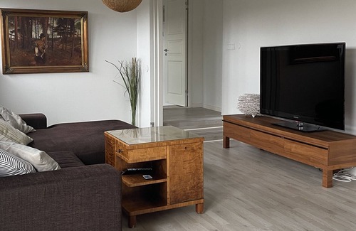 Nyhamnslage House | Large and stylish family home 200m from beach