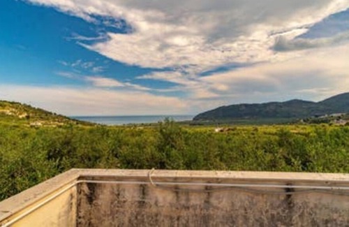 Mattinata Apartment | Large apartment by the sea 1