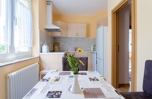 Lahnstein Apartment | Large apartment - family holidays in the city center - house with its own parking space